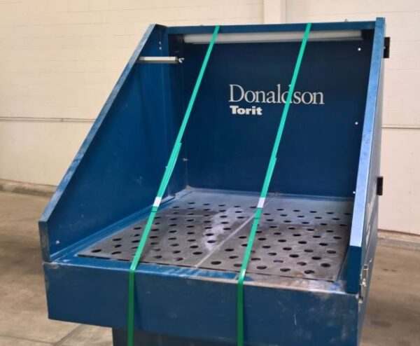 Donaldson Torit DB-800 Downdraft Bench | 700 CFM - #47986 - Image 2