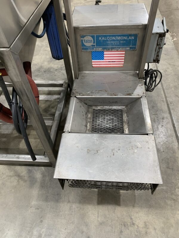 Wet Technologies WT36SS Manual Wet Blasting Cabinet - #50276 - Image 2