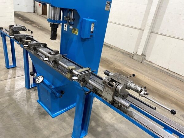 Eitel Straightening Press RP-40 | 44 Tons, Hydraulic, WR-2/80 Shaft Attach. - #50282 - Image 4