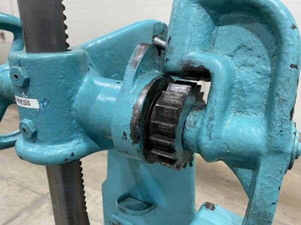 Greenerd Arbor Press #4 | 7-Ton, Ratcheting, C-Frame, Manual, 9.5"Thr - #50551 - Image 3