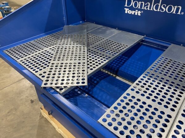 Donaldson Torit Downdraft Bench DB3000 | 3000 CFM, 72"x36" Work Area - #50643 - Image 3