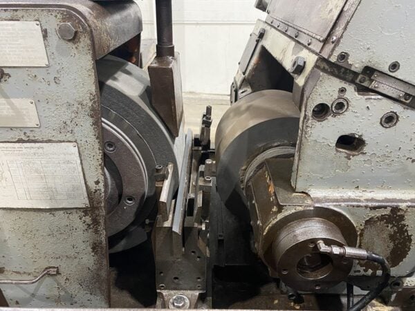 Cincinnati 220 8 Centerless Grinder | 3" Dia. Grind Cap, Electro-Hyd. Infeed - #50735 - Image 3