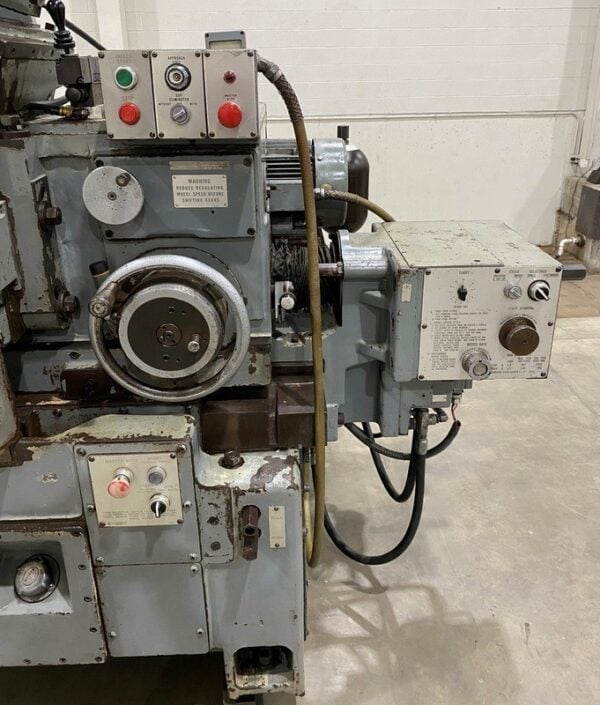 Cincinnati 220 8 Centerless Grinder | 3" Dia. Grind Cap, Electro-Hyd. Infeed - #50735 - Image 5