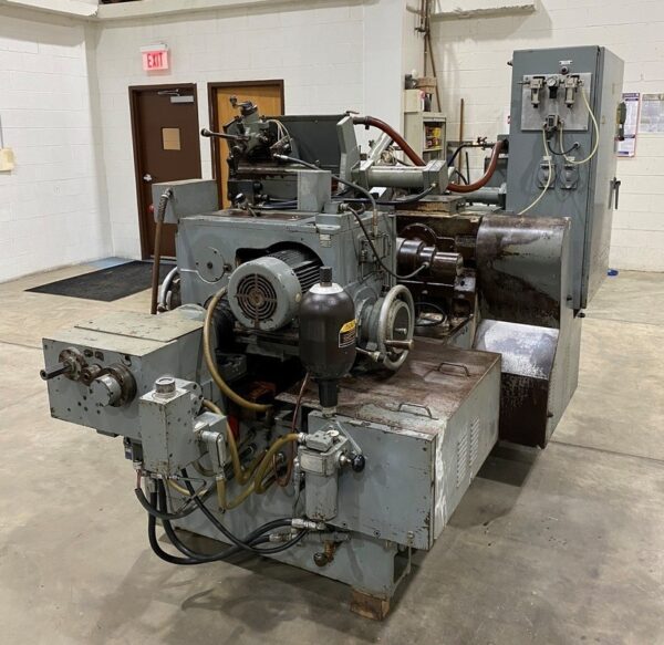 Cincinnati 220 8 Centerless Grinder | 3" Dia. Grind Cap, Electro-Hyd. Infeed - #50735 - Image 8