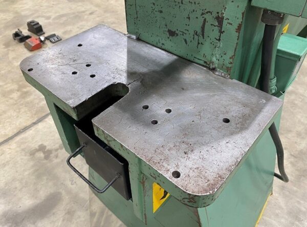 Metal Muncher Ironworker MM35 - #50804 - Image 2