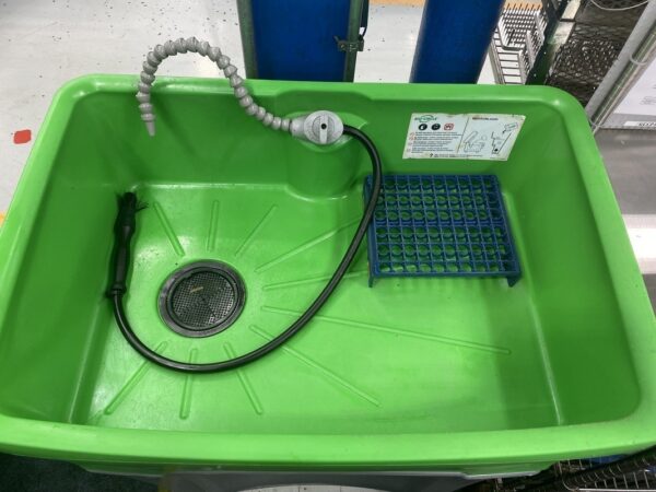 32" x 20" BioCircle GT-i Maxi | Plastic Tub, 551 Lb. Part Cap, Heat, Castors - #51053 - Image 3