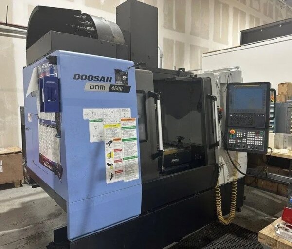 Doosan DNM 4500