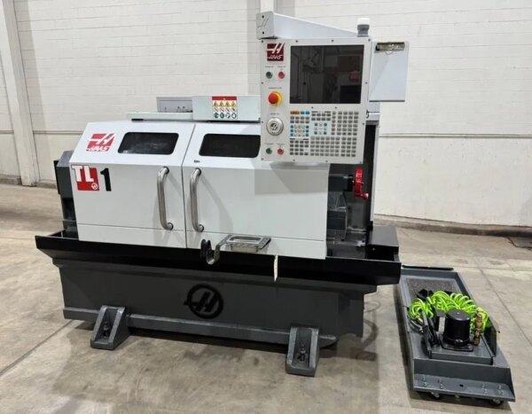 Haas TL-1 | 20"Sw, 30"CC, 8"X, 30"Z, 450 IPM, 1800 RPM, 2.3" Bore, 10 HP, 2019(2) - #51398 - Image 2