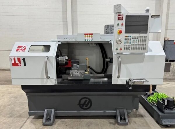 Haas TL-1 | 20"Sw, 30"CC, 8"X, 30"Z, 450 IPM, 1800 RPM, 2.3" Bore, 10 HP, 2019(2) - #51398 - Image 4